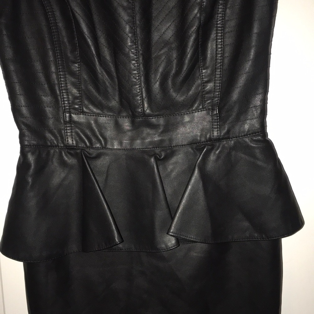 Black vegan leather peplum dress - Picture 3 of 5